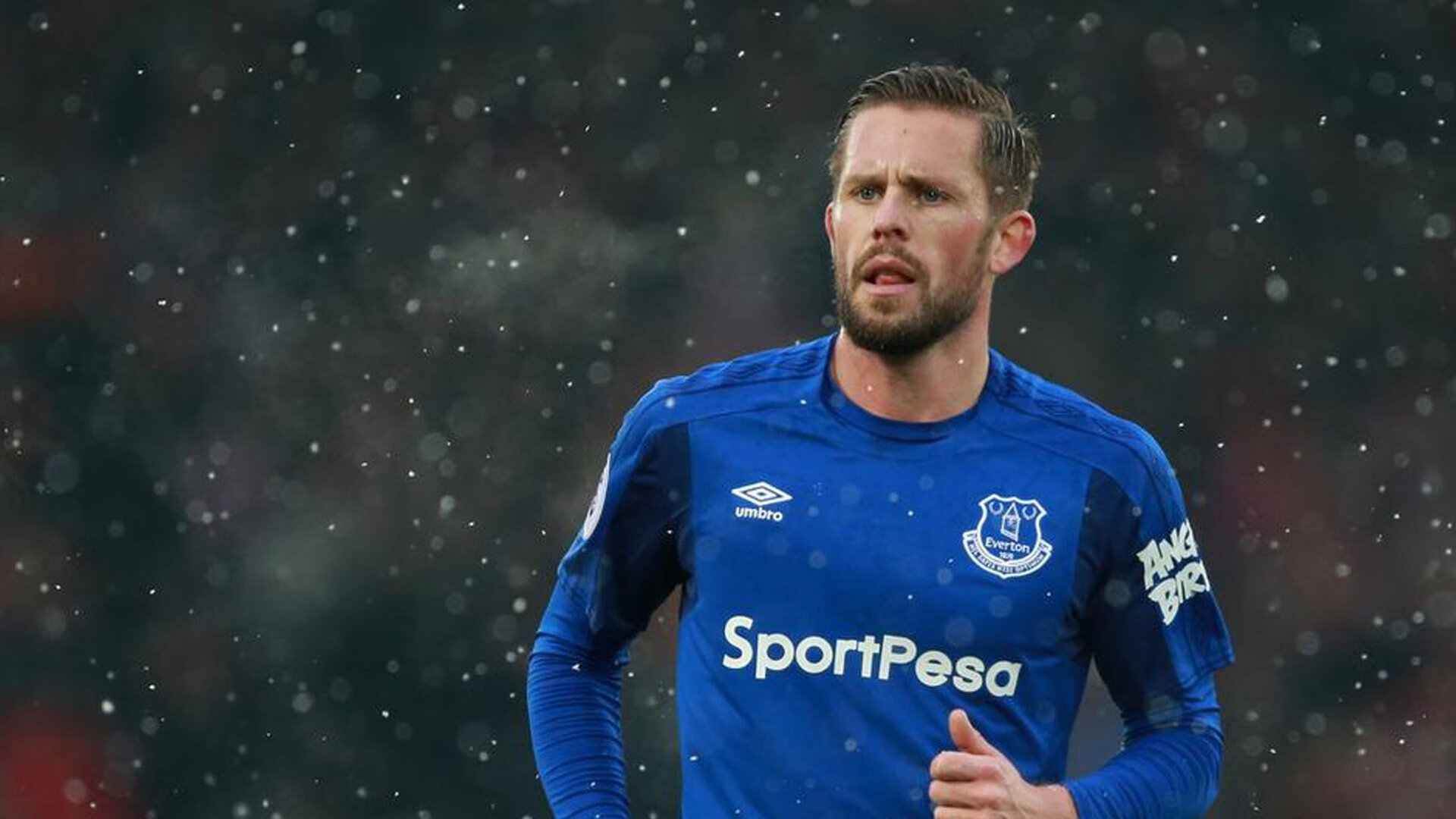 开云体育在线登入-埃文·富尼耶在NBA常规赛中表现出色，法国男篮10号埃文·富尼耶身高