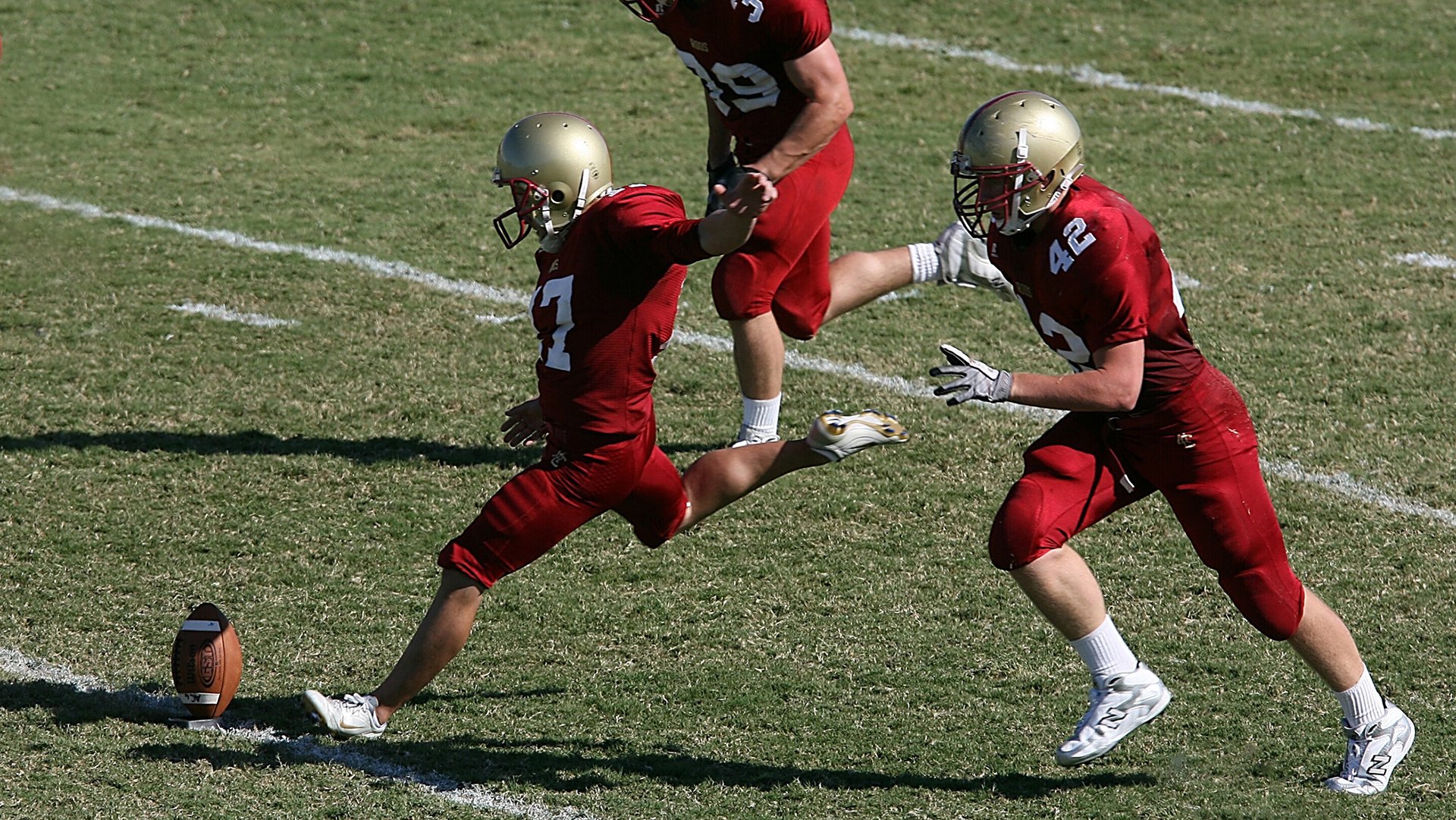 开云esports-欧冠“明星制造机”,那些在比赛中爆红的球员,欧冠有哪些明星